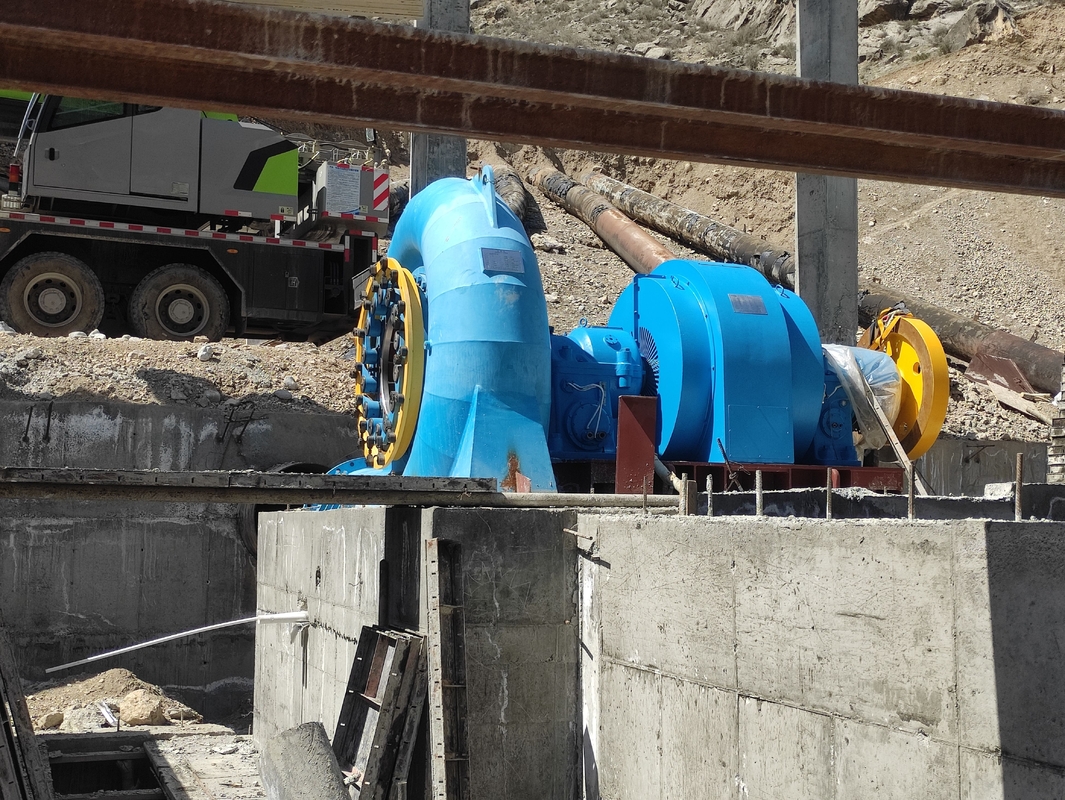 Générateur de turbine à eau à tension pour commande automatique 200kw-20mw Installation sans pinceau