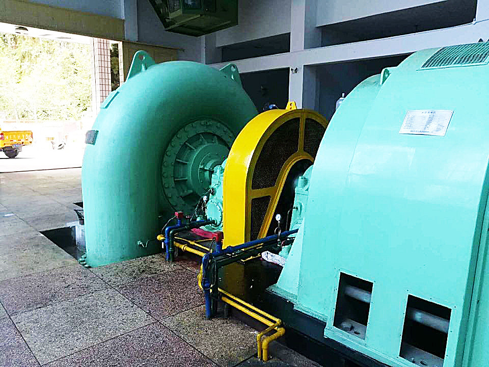Générateur de turbine à eau de couleur personnalisé de 200 kW à 20 MW