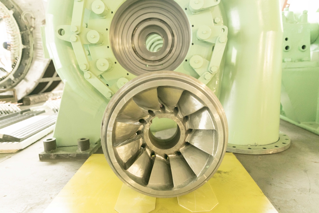 Générateur de turbine d'eau à refroidissement vertical air/eau 220V-690V sans balai 200kw-20mw 450-1000 tr/min