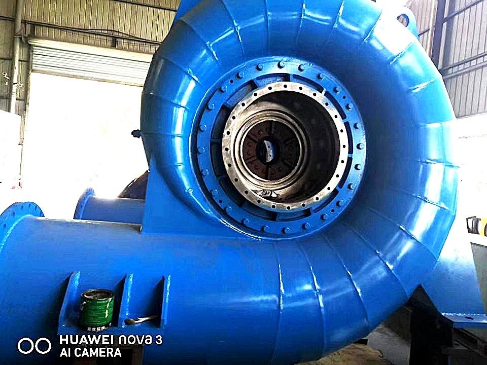Puissance nominale de 1 à 10 MW Hydroturbine Runner hauteur de lame personnalisée Solution de production d'énergie pour les centrales hydroélectriques