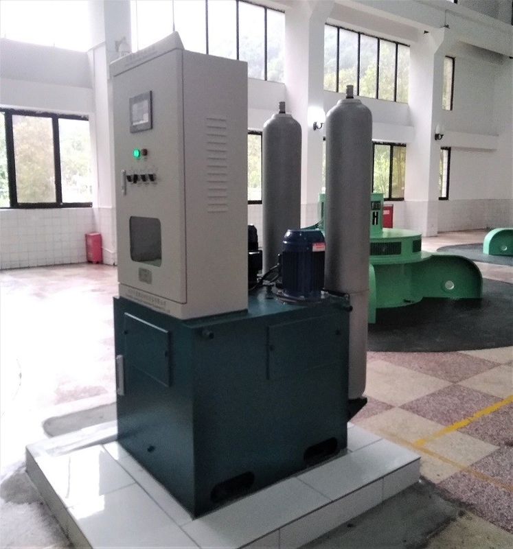 Turbine à eau sans balai personnalisée 450-1000 tr/min Installation verticale Refroidissement par air/eau 300-3000 tr/min