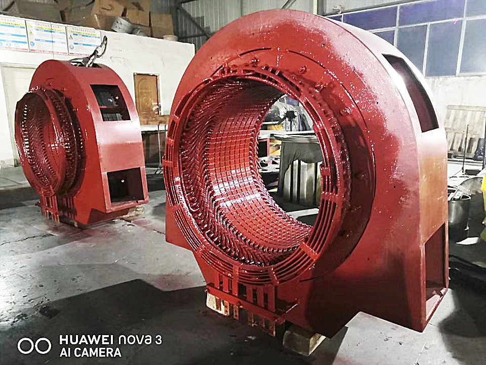 Générateur de turbine à eau verticale/horizontale à tension personnalisée avec panneau de commande automatique/manuel