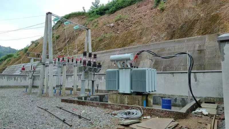 90-96% d'efficacité Générateur de turbine hydraulique pour l'hydroélectricité 5m-500m Tête d'eau 450-1000 RPM