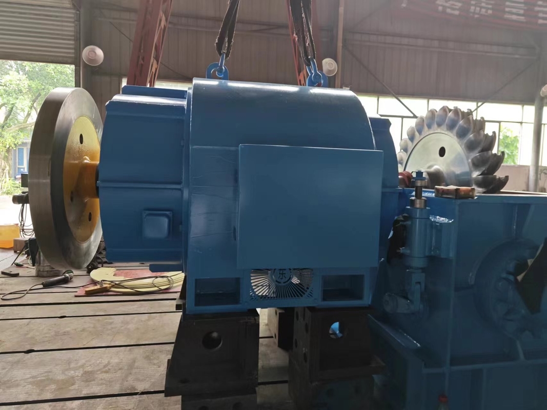 Générateur à turbine Pelton de 5 à 50 tonnes 100 à 1000 A avec refroidissement à l'air ou à l'huile