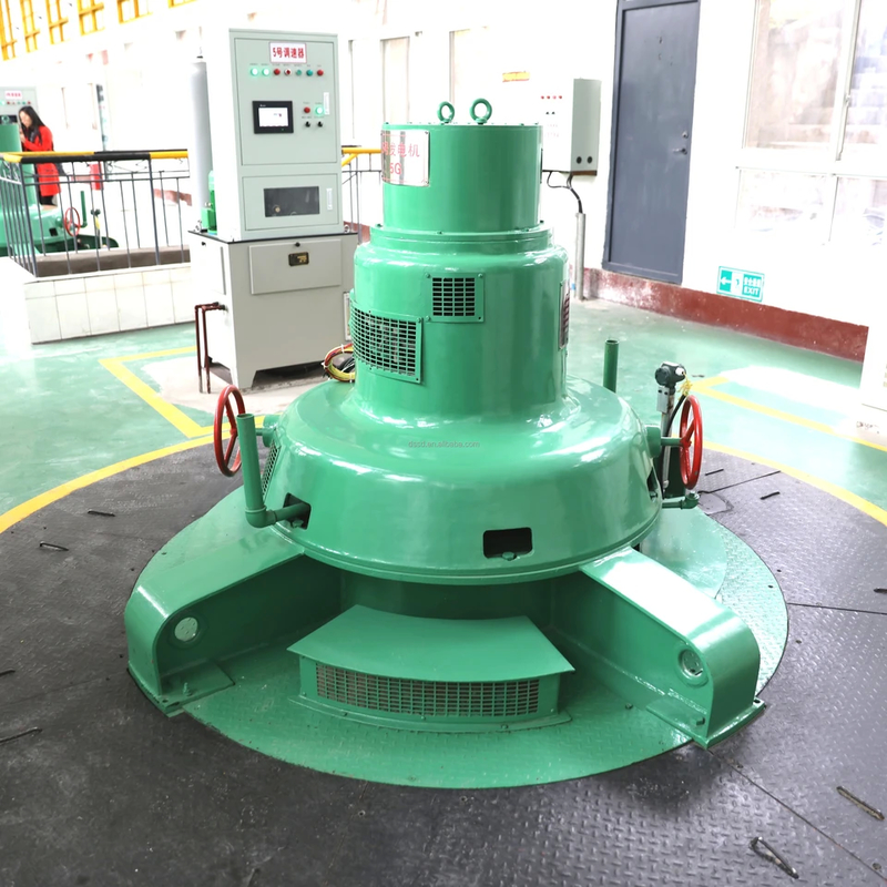 Système de commande PLC Générateur de turbine à eau 1000 kW Puissance de sortie Refroidissement par air/eau pour la production d'énergie