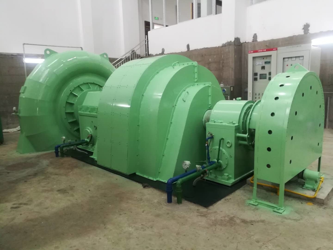 Classe d'isolation F/F Excitation sans balai Francis Générateur de turbine pour la production d'électricité stable