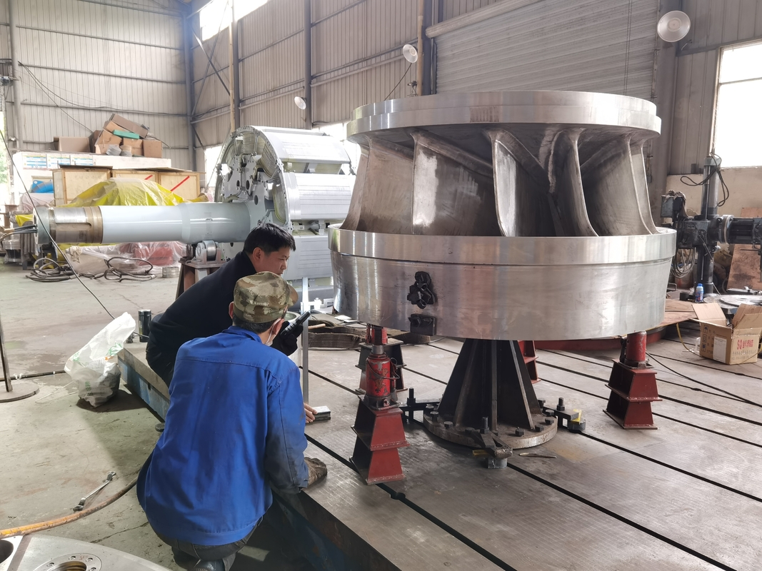 Générateur hydraulique largement disponible avec une efficacité de 90 à 96% pour des solutions personnalisées