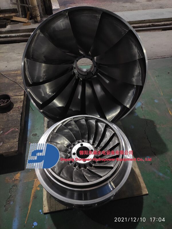 Turbine hydraulique en acier inoxydable avec des dimensions de lame personnalisables pour des applications hydroélectriques de 1 à 10 MW