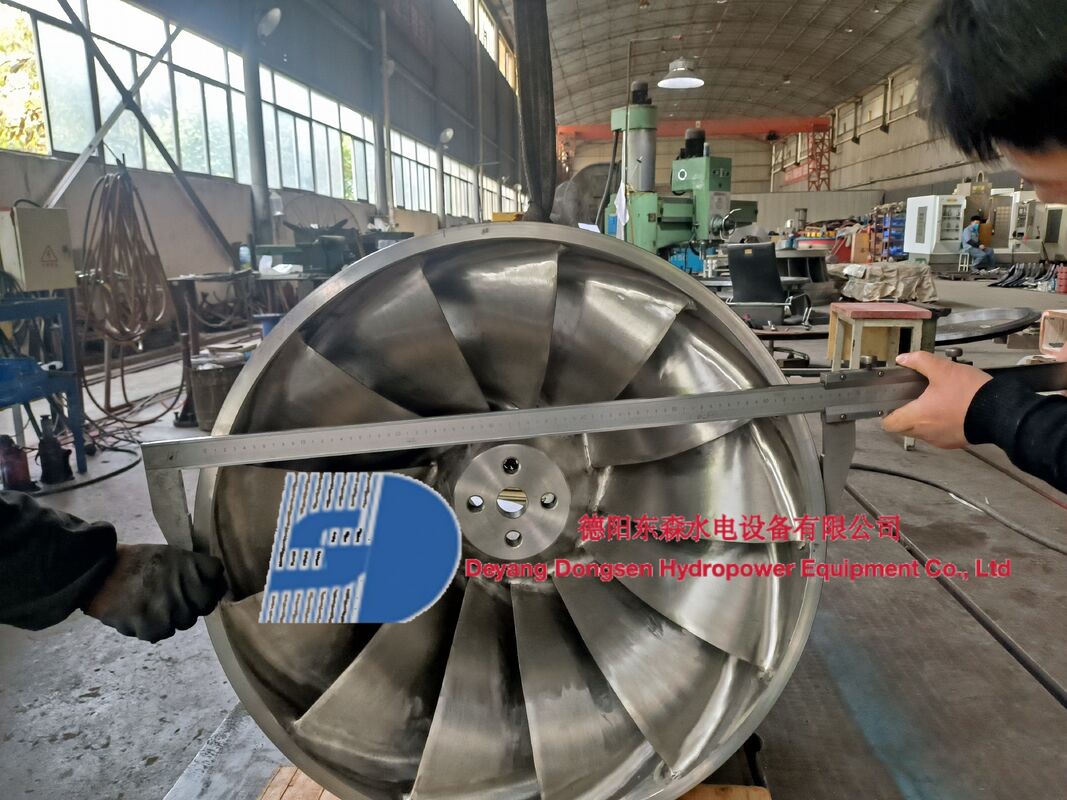 Turbine hydraulique en acier inoxydable avec des dimensions de lame personnalisables pour des applications hydroélectriques de 1 à 10 MW