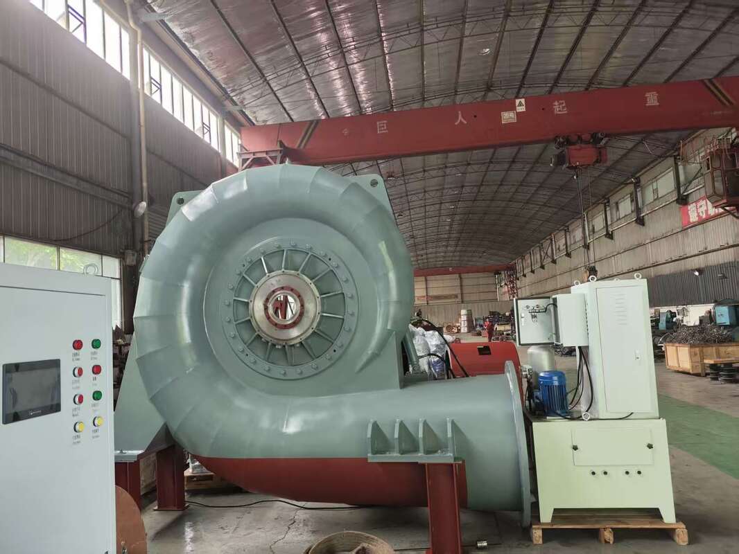 Générateur de turbine à eau adapté aux centrales hydroélectriques et aux applications industrielles