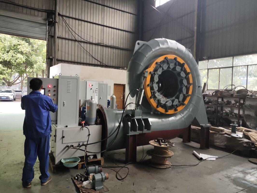 Générateur de turbine à eau adapté aux centrales hydroélectriques et aux applications industrielles
