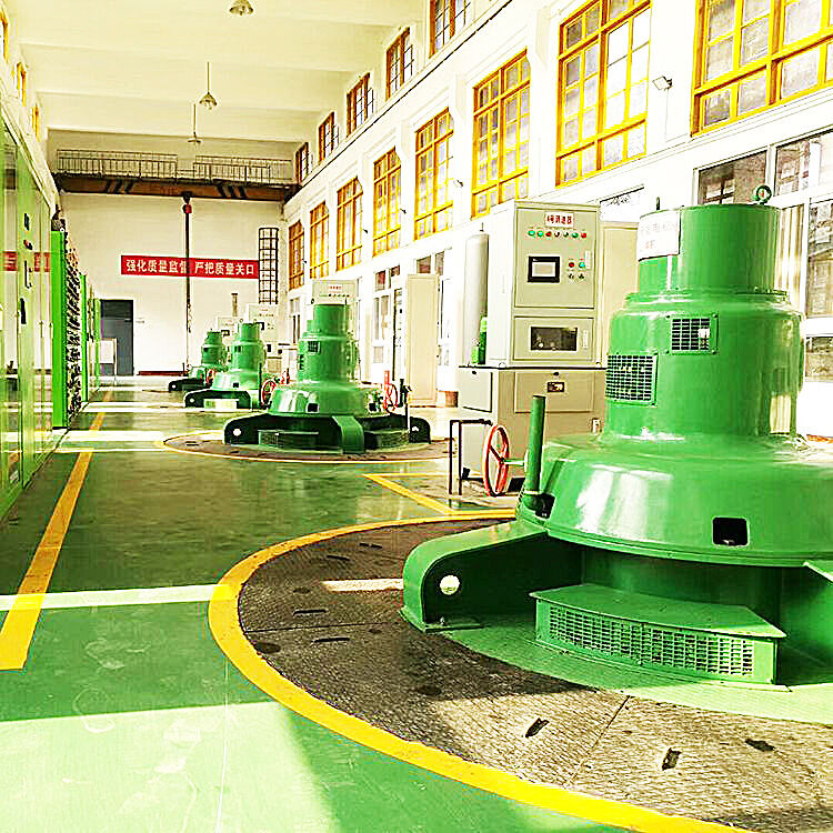 Générateur de turbine hydraulique Kaplan avec refroidissement à l'air ou à l'eau, diamètre de 1 à 10 mètres et facteur de puissance de 0,8 à 0,9 pour les énergies renouvelables