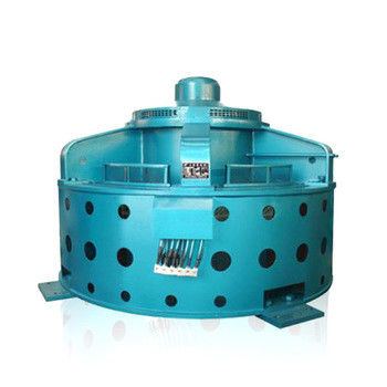 Facteur de puissance 0,8-0,9 Générateur à turbine hydraulique équipé de lames en acier inoxydable idéal pour la production d'énergie industrielle