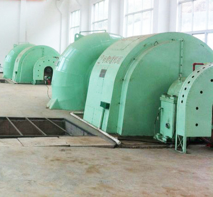 Générateur à turbine durable avec système de refroidissement air/eau à fréquence nominale 50/60 Hz
