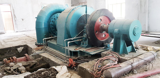 Turbine hydraulique personnalisée Francis avec coureur en acier inoxydable 5 MW