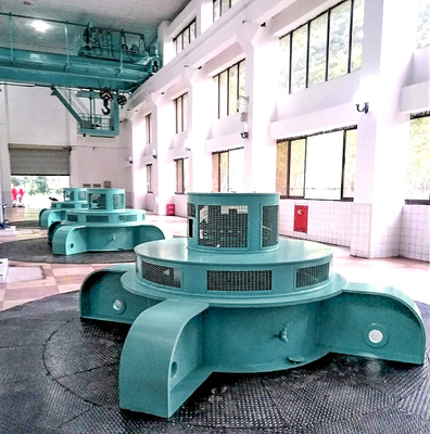 Générateur de turbine hydraulique Kaplan à aimant permanent synchrone 5-30m Tête Fréquence 50-60Hz