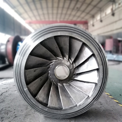 Vitesse de l' hydroturbine polissée lame de coureur réglable angle de lame et personnalisé / hauteur