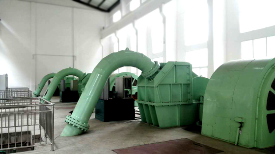 Durabilité Générateur d'hydroturbine en acier 5m-500m Tête d'eau Fréquence 50/60HZ Pour la production d'énergie