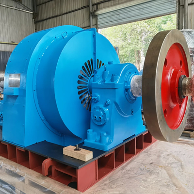 Installation verticale ou horizontale Générateur de turbine Francis avec mode de commande automatique et efficacité nominale de 90% à 96%