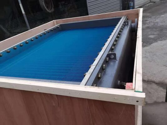 Efficacité 85 à 93 pour cent Refroidisseur d'air et d'huile Monté sur support Température de fonctionnement maximale 120 degrés Celsius Idéal pour les systèmes hydrauliques